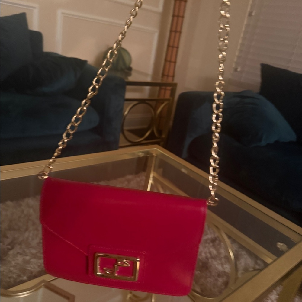 Elegant Red Chain Strap Women's Bag